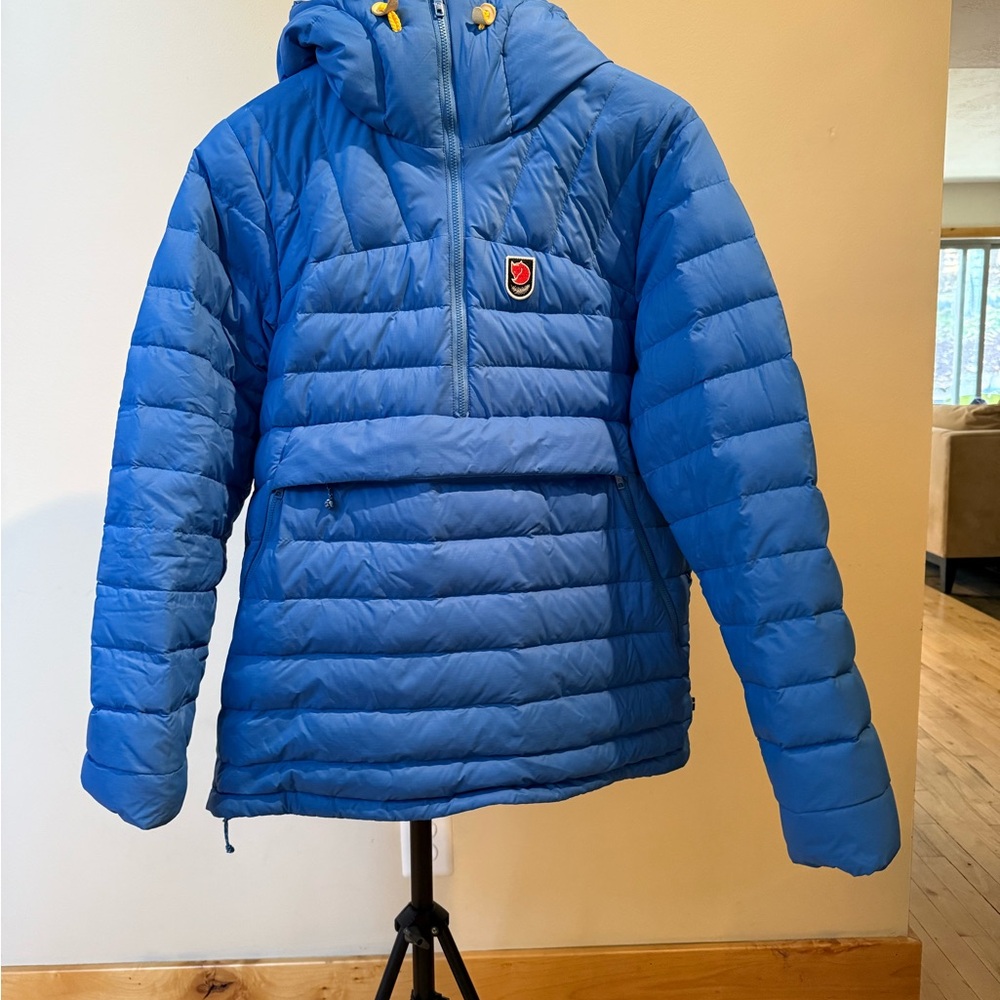Fjallraven Women's Blue Puffer Jacket - Picture 5 of 8